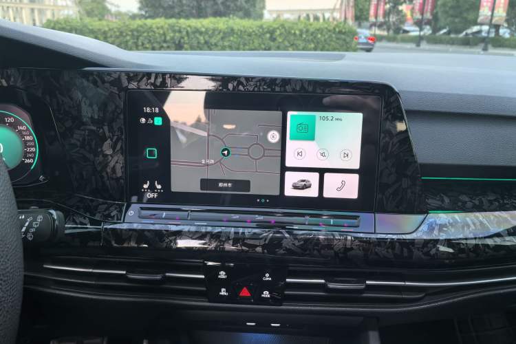 Used Volkswagen Golf 2023 Facelift 280TSI DSG R-Line Lite
