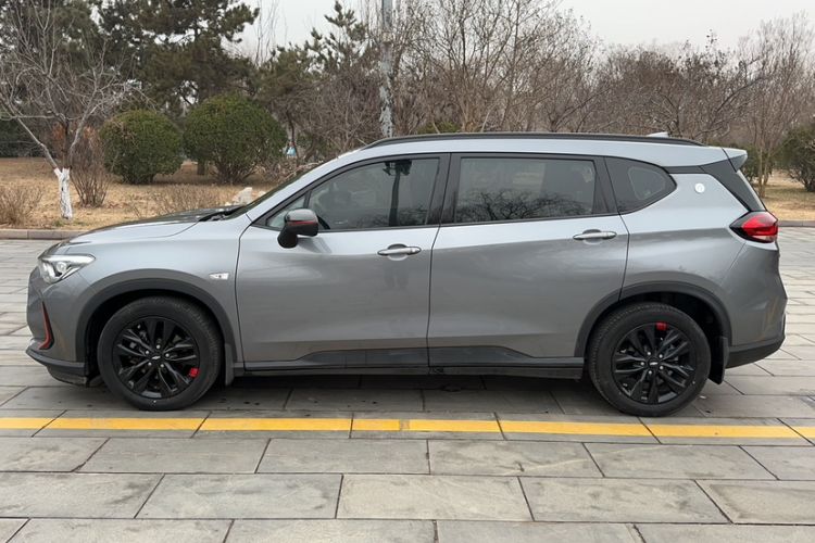 Used Chevrolet Orlando 2019 Redline 530T Automatic Enjoyment Version (5+2 Seating) China VI
