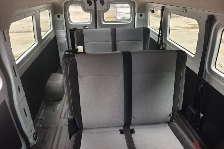 Used Farizon Xingxiang V 2024 Star Enjoy V6E Feature Edition Zhixin 46.08 kWh
