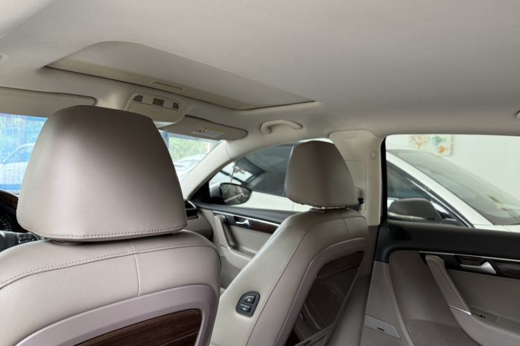 Used Volkswagen Magotan 2015 Revised 1.8TSI Prestige Version
