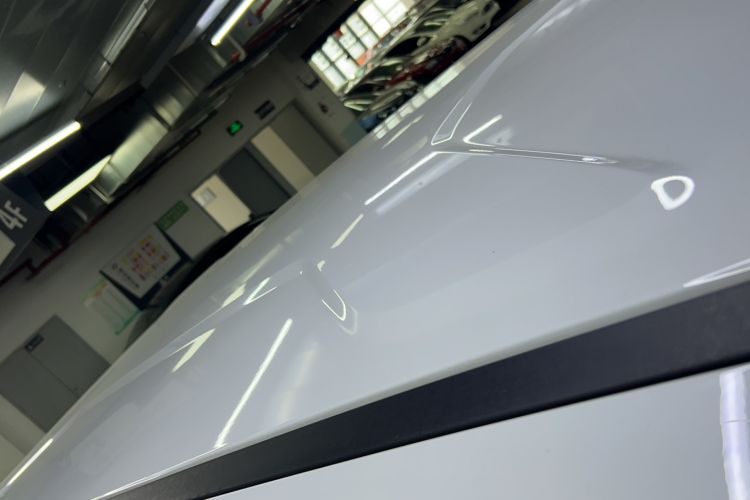 Used  V23 2025 401 Two-Wheel Drive Intelligent Driving Version
