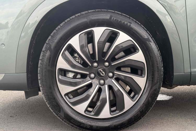 Used Hima AITO M7 2024 1.5T Intelligent Driving 4WD Max Edition 5 Seats
