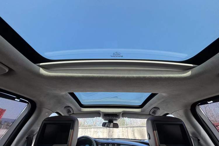 Used Jaguar XFL 2018 XFL 2.0T 250 PS Premium Edition