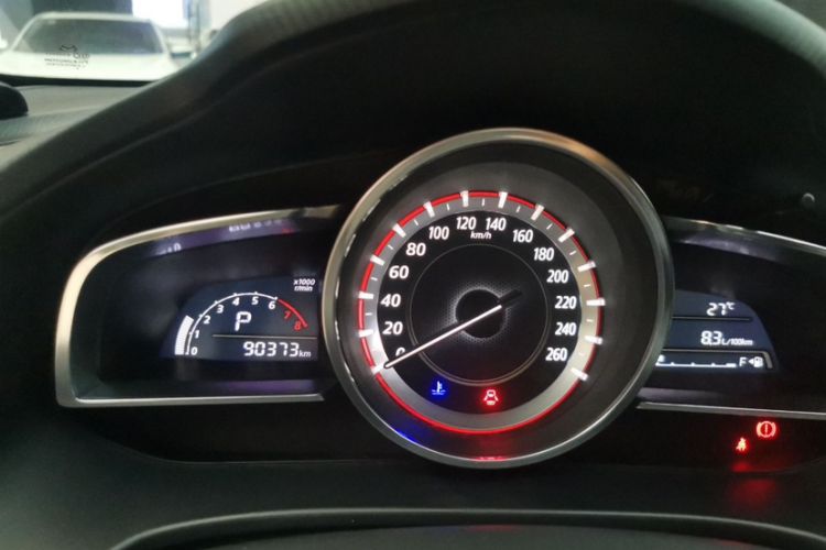 Used Mazda Mazda 3 Axela 2016 Sedan 1.5L Automatic Comfort Model
