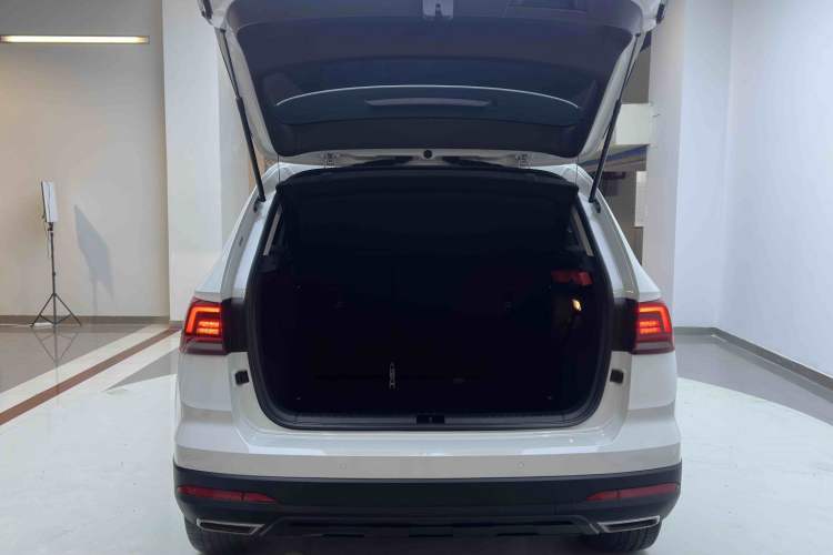 Used Volkswagen Tharu 2021 280TSI Two-Wheel-Drive Luxury Plus Edition
