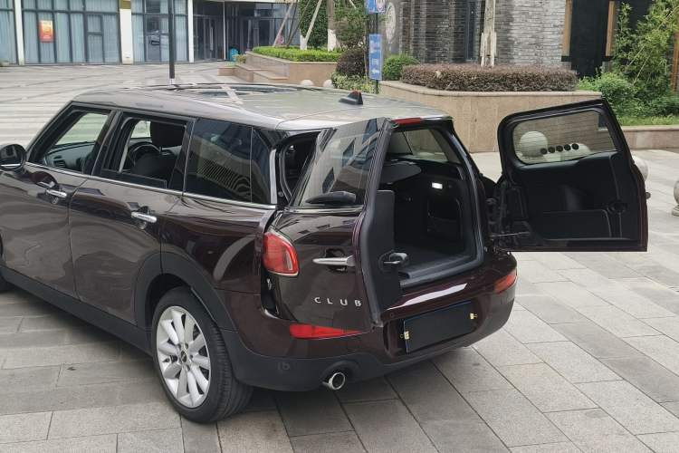 Used  Clubman 2016 Revised 1.5T COOPER
