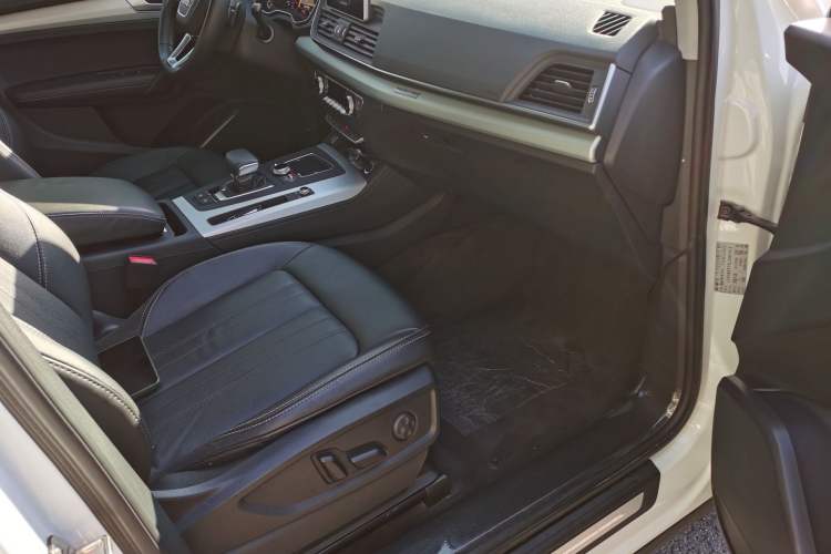 Used Audi Q5L 2020 Updated 40 TFSI Prestige Fashion Edition
