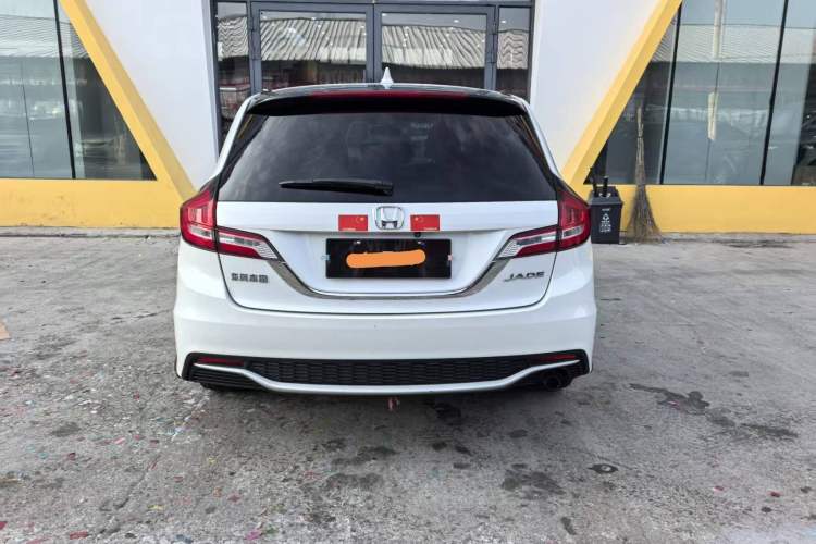 Used Honda Jade 2017 1.8L Automatic Classic Edition 5 seats
