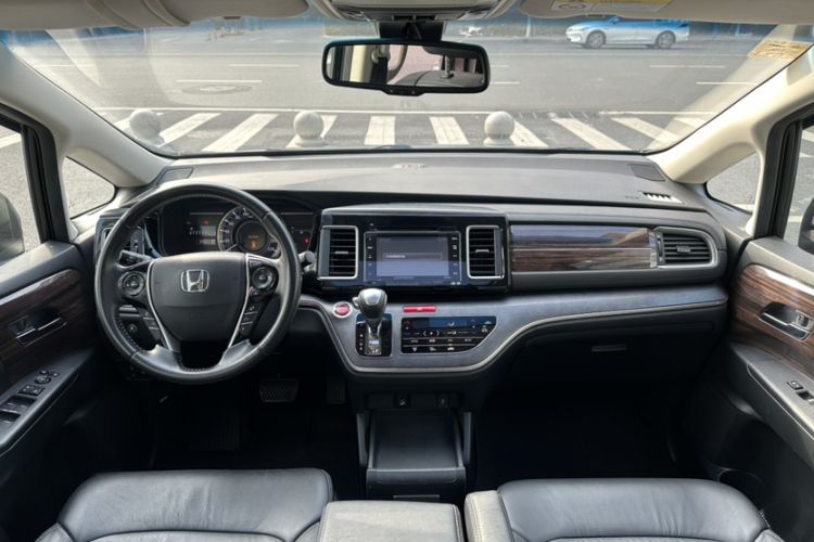 Used Honda Elysion 2016 2.4L Supreme Edition