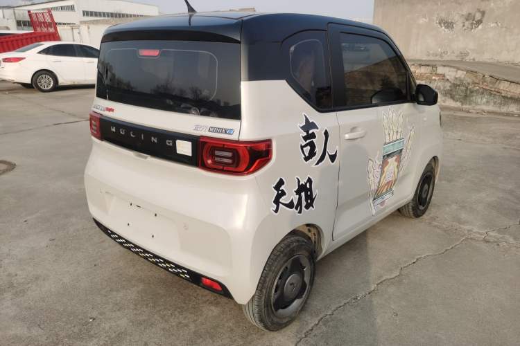 Used Wuling Hongguang MINIEV 2022 Macaron Premium Model – Lithium Iron Phosphate