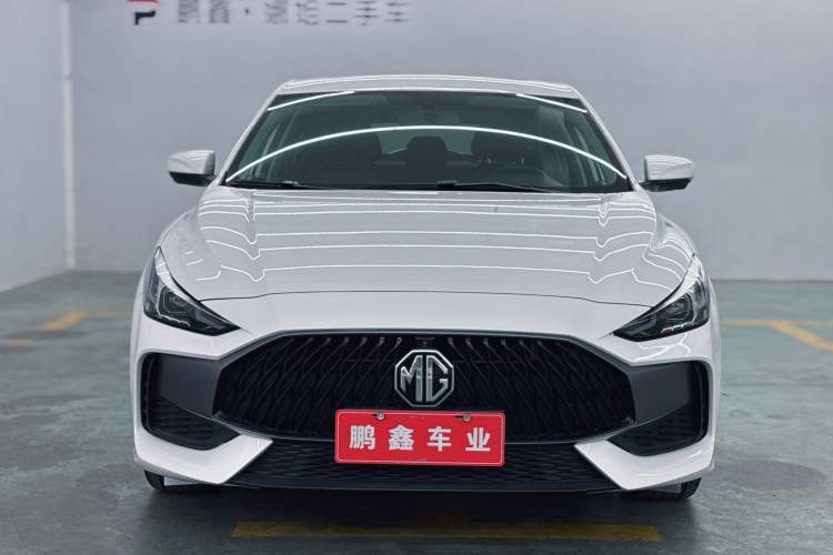 Used MG 5 2022 180 DVVT CVT Youth Luxury Edition
