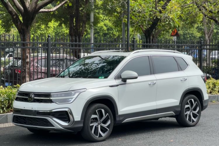 Used Volkswagen Tharu 2023 300TSI Two-Wheel-Drive Full Moon Edition
