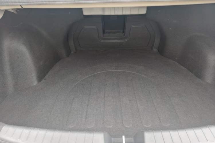 Used Hyundai Mistra 2014 1.8L Automatic Smart GLS
