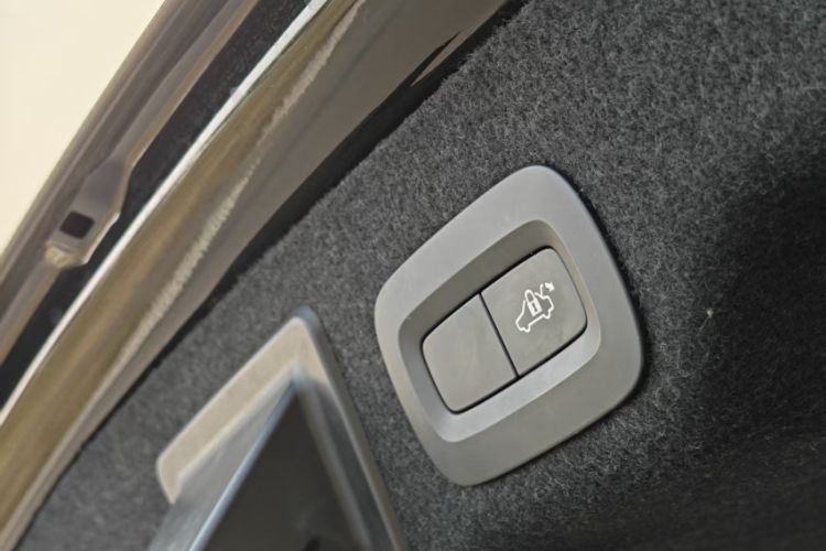 Used Volvo S90 2020 Facelifted T5 Zhiyi Luxury Edition