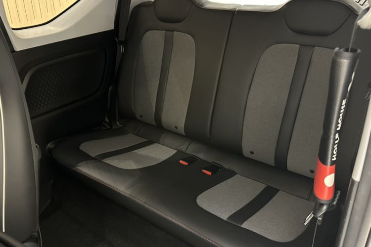 Used Wuling Hongguang MINIEV 2022 GAMEBOY 300km Enthusiast Model with Lithium Iron Phosphate
