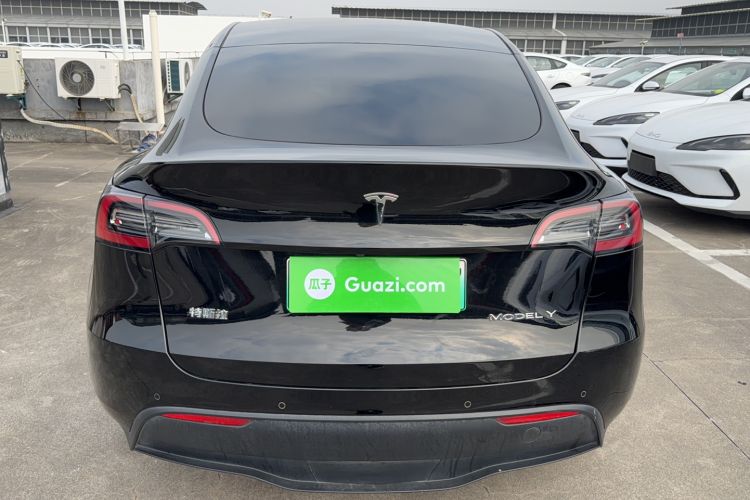 Used Tesla Model Y 2022 Rear-Wheel-Drive Version
