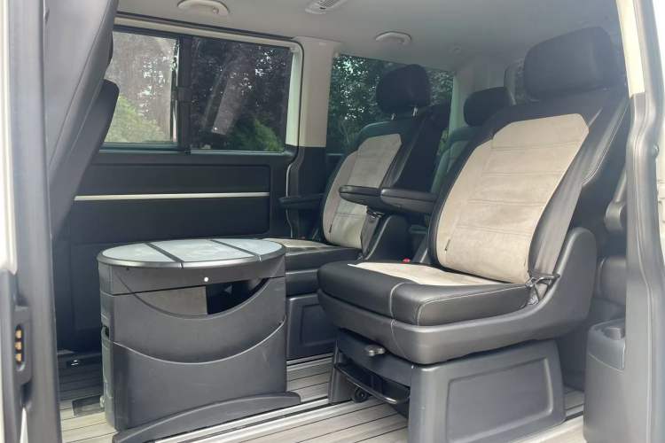 Used Volkswagen Multivan 2018 2.0 TSI Four-Wheel Drive Comfort Edition 7-Seater
