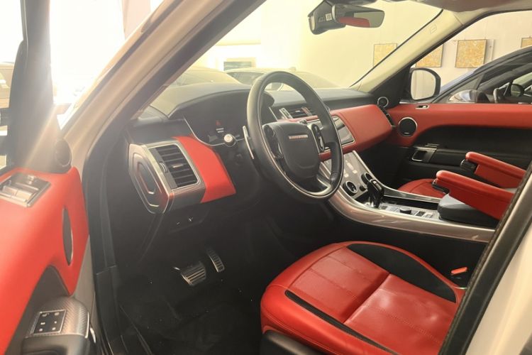 Used Land Rover Range Rover Sport 2019 3.0 L6 HSE DYNAMIC
