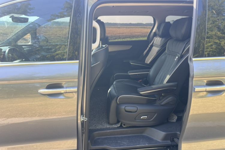 Used Roewe iMAX8 2022 400TGI Flagship Edition