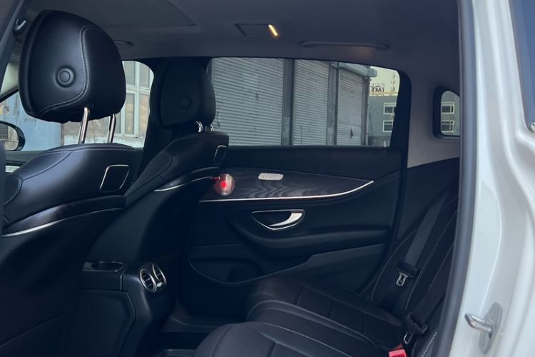 Used Mercedes-Benz E-Class 2018 Facelift E 200 L Sport 4MATIC
