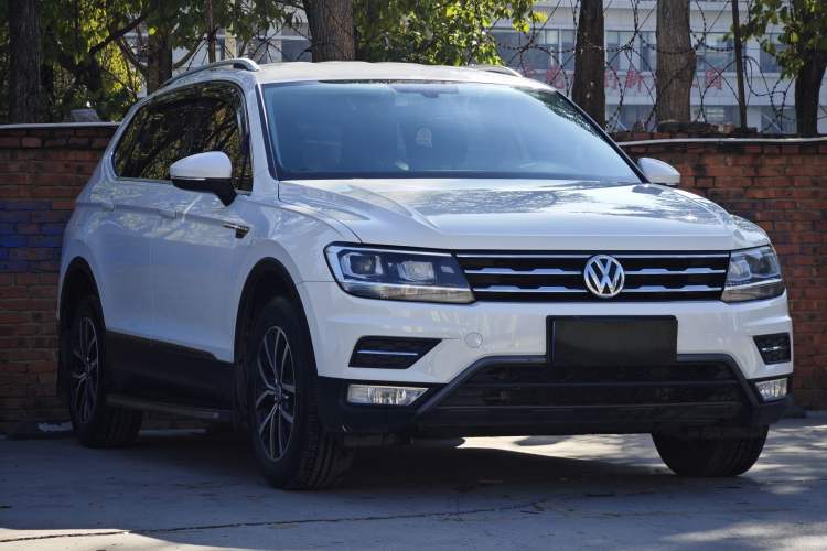 Used Volkswagen Tiguan L 2017 330TSI Automatic Two-Wheel Drive Comfort Edition
