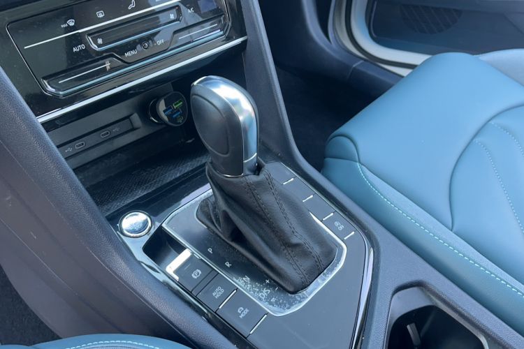 Used Volkswagen Tharu 2023 300TSI Two-Wheel-Drive Full Moon Edition
