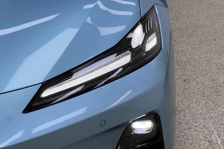 Used  L07 2024 230Max Qiankun Intelligent Driving ADS SE Range-Extended Version
