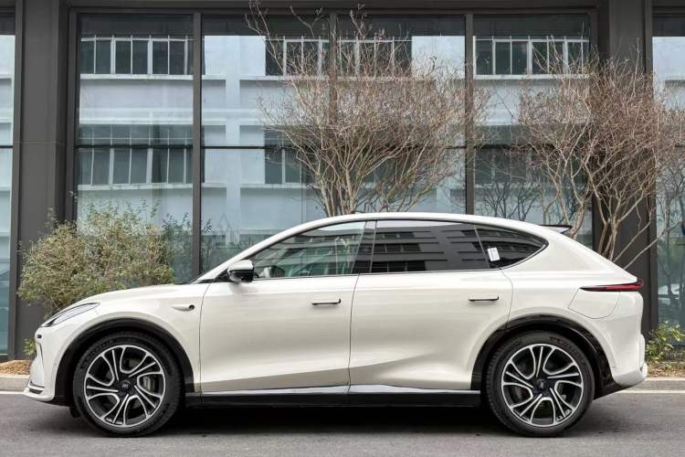 Used  LS7 2025 New Edition Ultra
