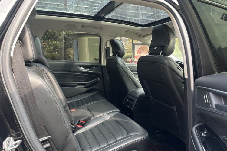 Used Ford Edge 2016 EcoBoost 245 Four-Wheel Drive Titanium Edition 7-Seater