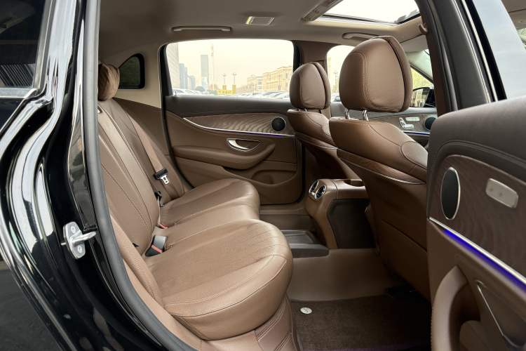 Used Mercedes-Benz E-Class 2019 E 260 L