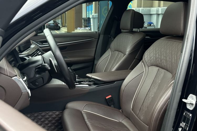 Used BMW 5 Series 2022 Second Facelift 530Li Luxury Version M Sport Package
