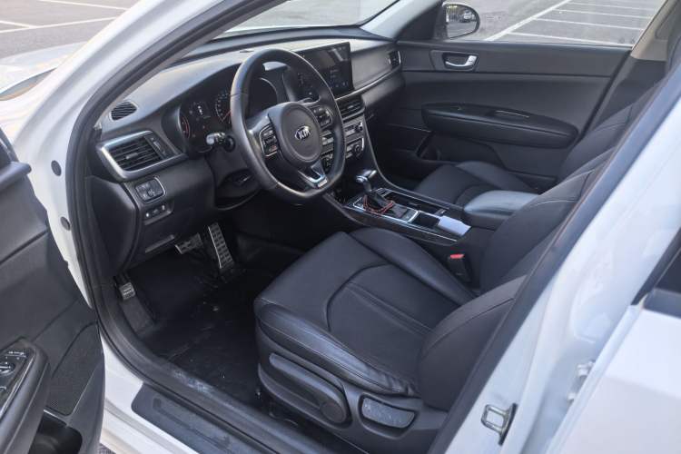 Used Kia K5 2016 1.6T Automatic LUX
