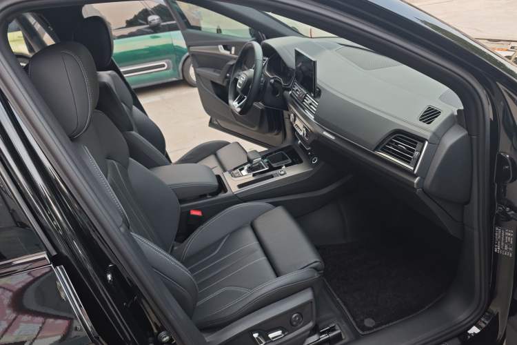 Used Audi Q5L 2023 40T Luxury Dynamic Model
