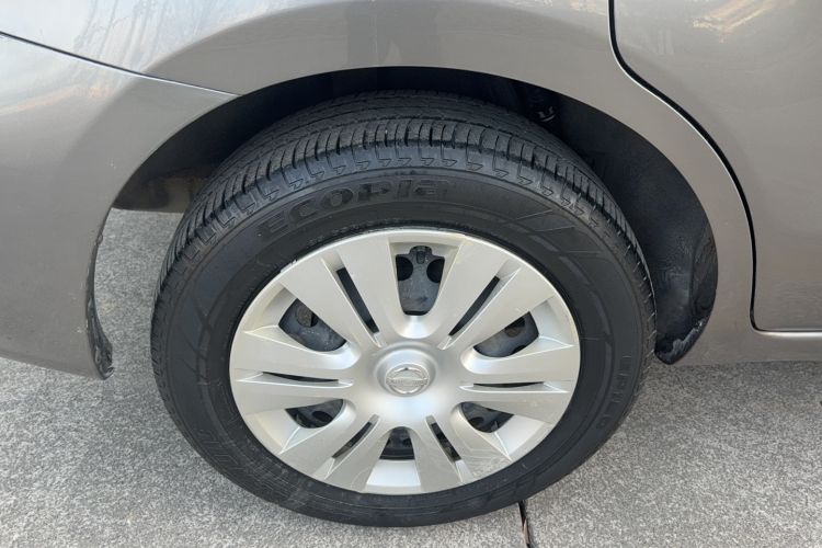 Used Nissan Livina 2013 1.6XE Manual Comfort Edition