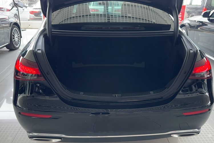 Used Mercedes-Benz E-Class 2022 Updated E 300 L Luxury Edition
