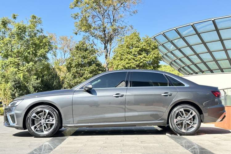 Used Audi A4L 2022 40 TFSI Fashion Dynamic Model