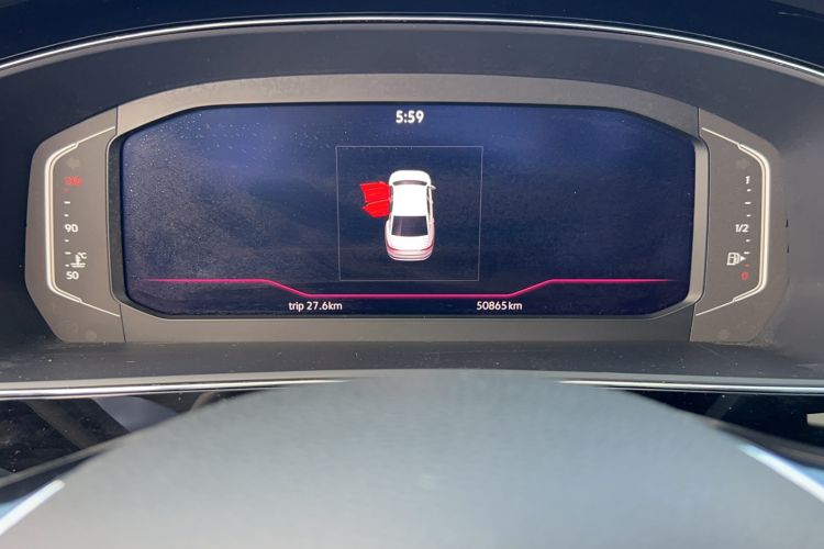 Used Volkswagen Passat 2020 Revised Version 330TSI Luxury Edition China VI Standard
