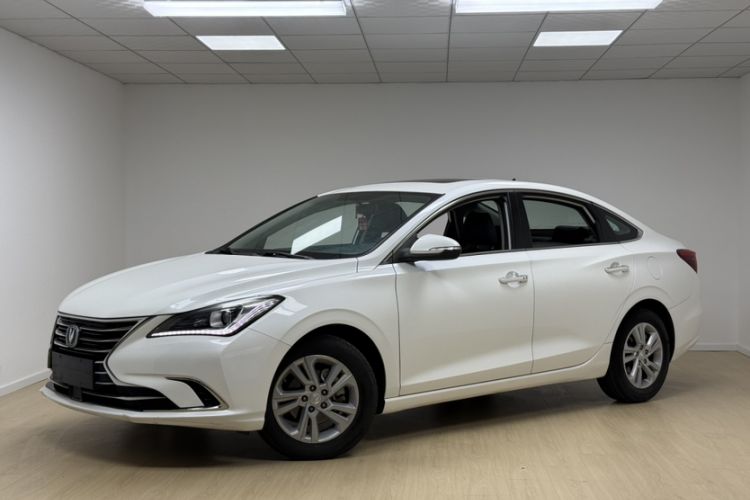 Used Changan Eado 2019 High-Energy Edition 1.6L GDI Manual Pioneer Model China VI Standard
