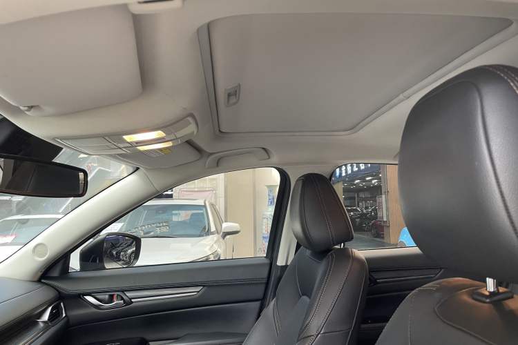 Used Mazda CX-5 2022 2.5L Automatic Two-Wheel Drive ZhiZun Version
