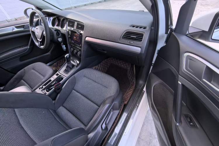 Used Volkswagen Golf 2019 280TSI DSG Comfort Version China V Standard
