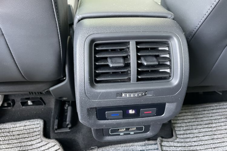 Used Volkswagen Touran 2018 Volkswagen Touran L 280TSI DSG Comfort Edition 7 Seats China V Emission Standard
