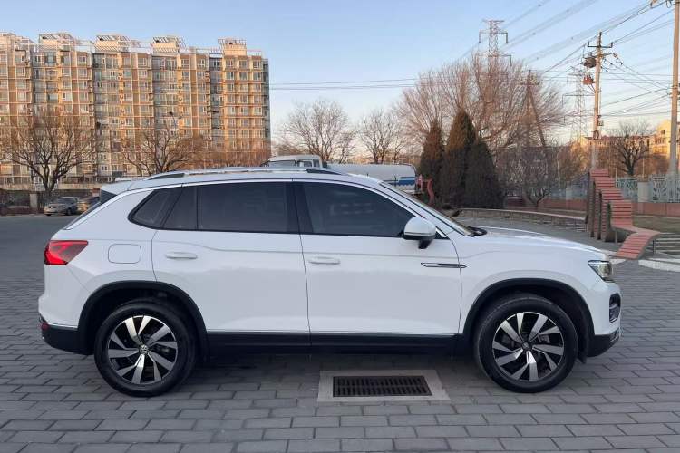 Used Volkswagen Tayron 2020 330TSI Two-Wheel Drive Luxury Smart Connectivity Version
