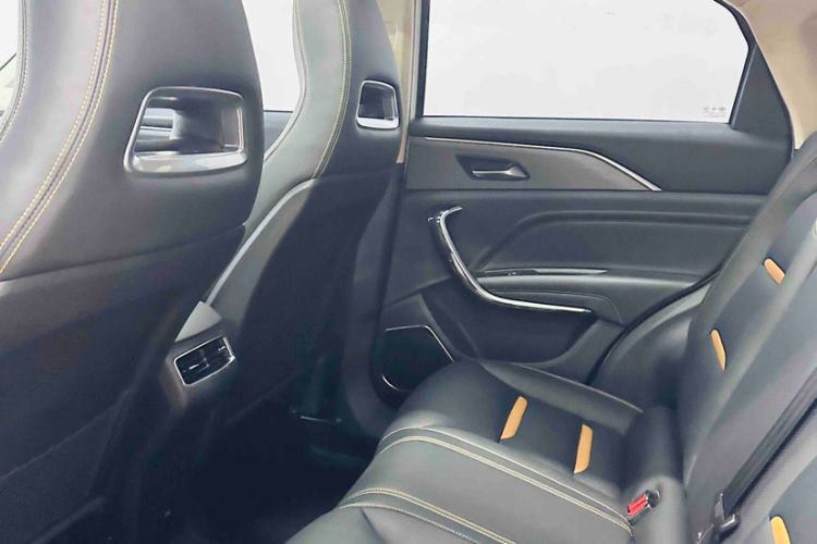 Used Bestune T77 2019 230 TID Automatic Luxury Version National V
