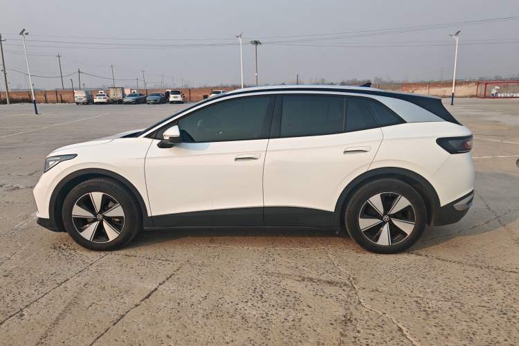 Used Volkswagen ID.4 X 2025 Smart Version Pure & Intelligent Enjoyment Edition
