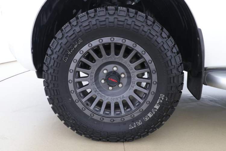 Used Nissan Terra 2020 2.5L XL Upper 4WD Automatic Four-Wheel Drive Luxury Edition
