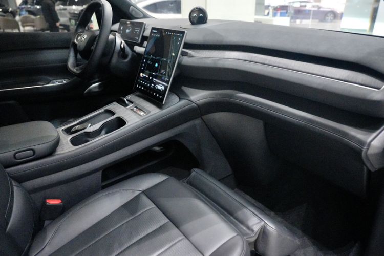 Used Nio ES7 2024 100kWh Signature Edition
