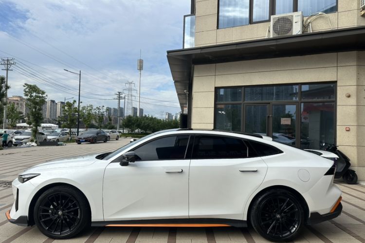 Used Changan UNI-V 2024 1.5T Prestige Sport Edition
