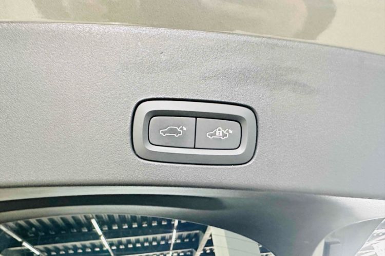 Used Lynk & Co 05 2022 2.0T Two-Wheel Drive Shine Halo
