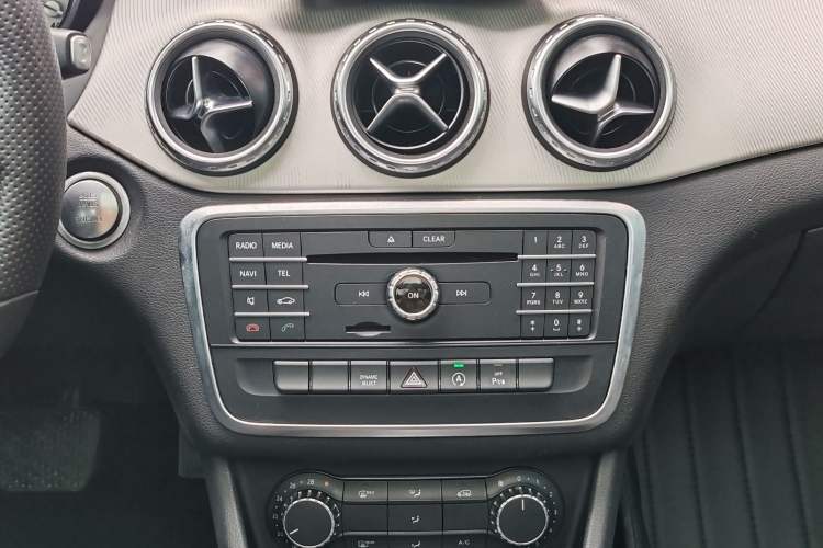 Used Mercedes-Benz GLA 2016 GLA 200 Sport Edition
