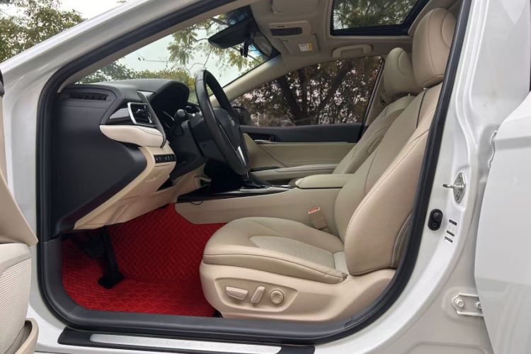 Used Toyota Camry 2019 2.0G Luxury Edition China V Standard